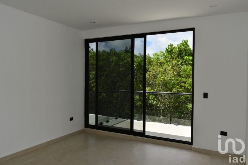 Casa de 3 recámaras en venta en Residencial Via Cumbres Cancún Quintana Roo