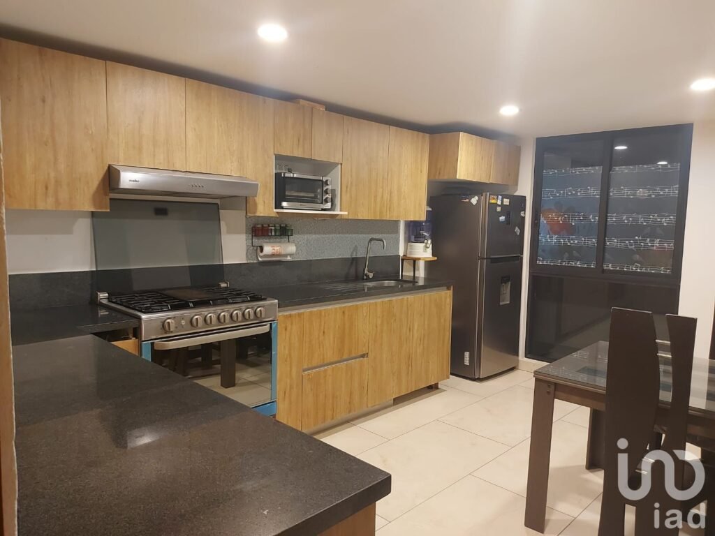 VENTA DE CASA EN CONDOMINIO SUSTENTABLE EN TLALPAN, CDMX!!