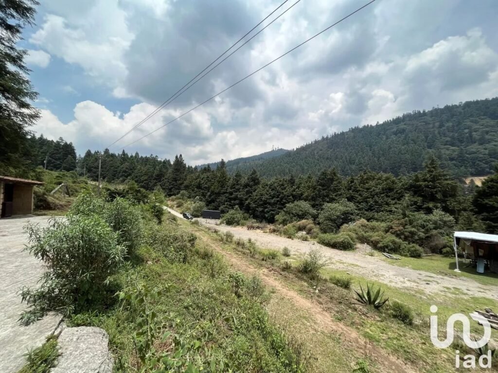 Se renta Rancho con 10 caballerizas a 20 minutos de Santa fe   en Ignacio Allende