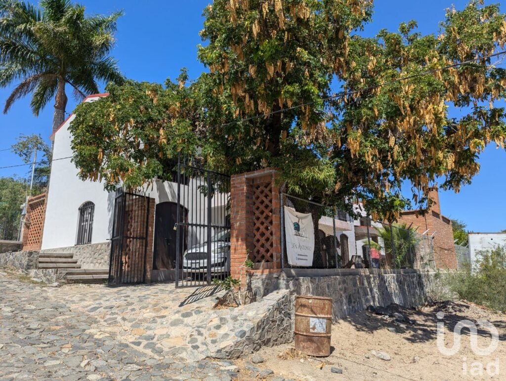 Venta de hotel boutique en San Antonio la Paz, B.C.S.