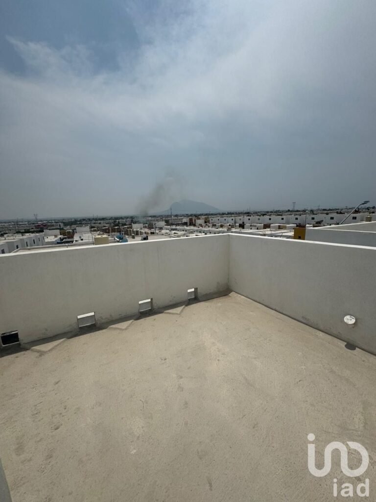 CASA EN RENTA EN SAN MIGUEL DEL PARQUE, ESCOBEDO N.L.