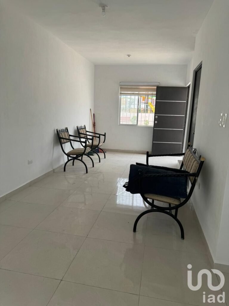 CASA EN RENTA EN SAN MIGUEL DEL PARQUE, ESCOBEDO N.L.