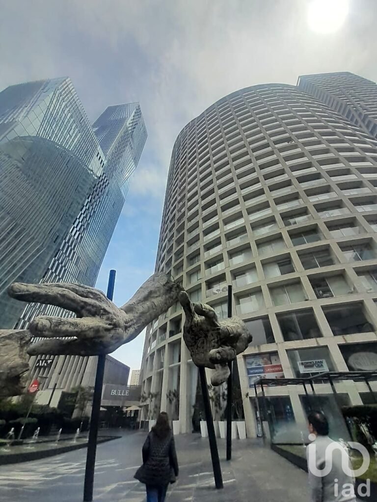 EXCLUSIVO DEPARTAMENTO EN LOMAS DE SANTA FE