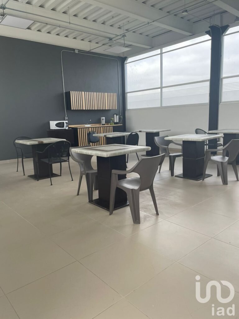 Renta de Oficina, Avenida Estado de México, Metepec, Estado de México