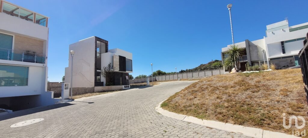 Terreno en la Segunda sección del fraccionamiento Valle del Sol en Pachuca, Hidalgo.