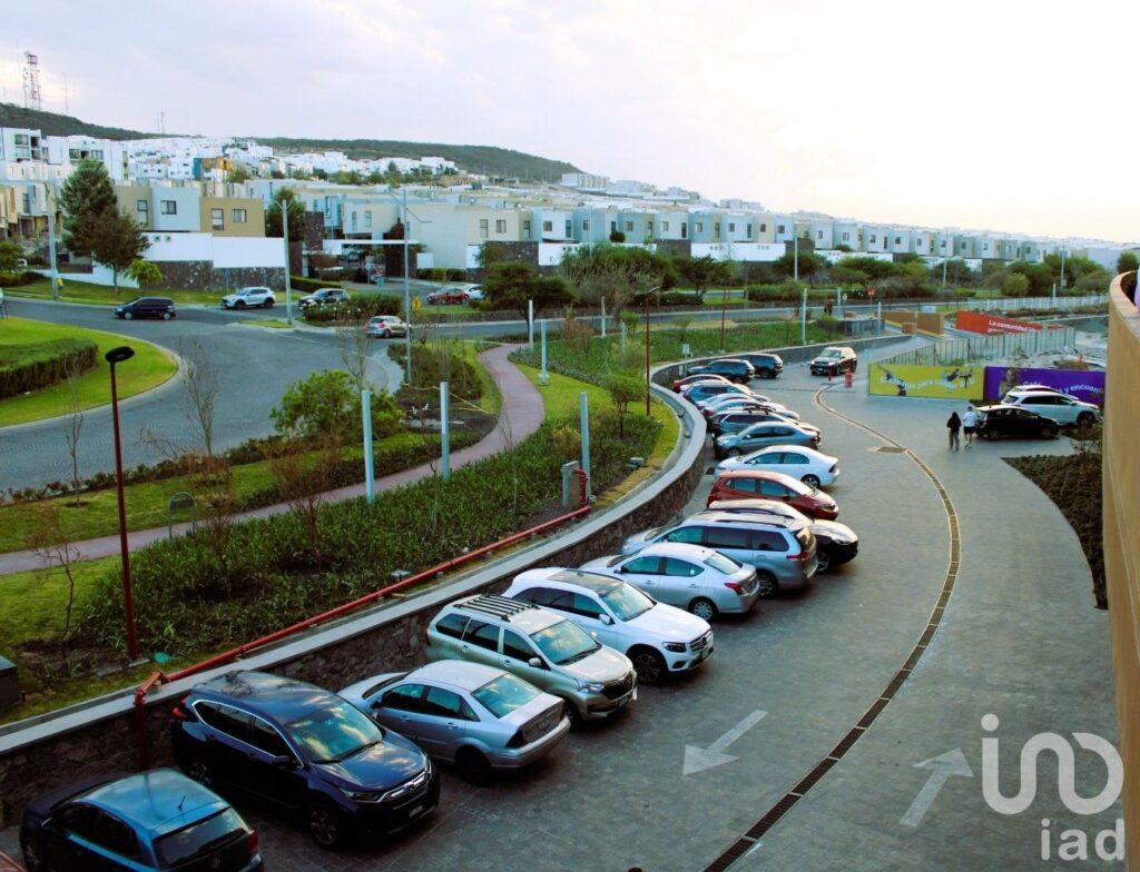 DEPARTAMENTO EN VENTA EN ZIBATA, QUERETARO