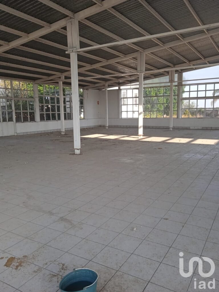 Bodega Celaya Salvatierra KM 7.5 Guanajuato cercano sector Automotriz, Agroindustrial y Ferroviario