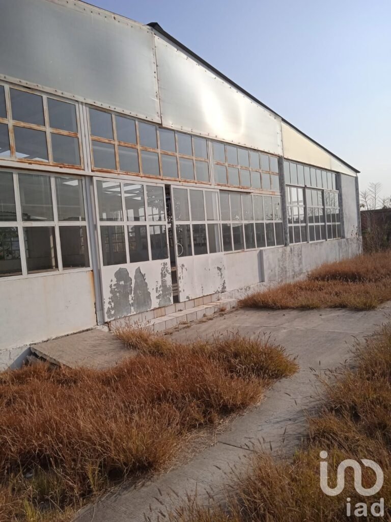 Bodega Celaya Salvatierra KM 7.5 Guanajuato cercano sector Automotriz, Agroindustrial y Ferroviario