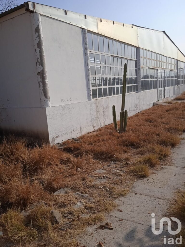 Bodega Celaya Salvatierra KM 7.5 Guanajuato cercano sector Automotriz, Agroindustrial y Ferroviario