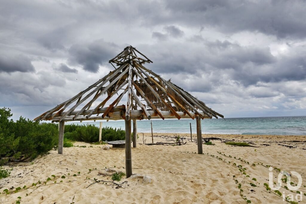 VENTA DE TERENO BEACH FRONT - PUERTO MORELOS