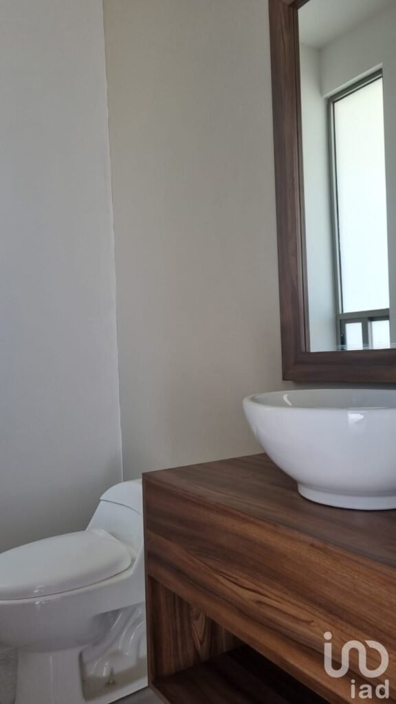 Se Renta casa minimalista en fraccionamiento Residencial la Reserva