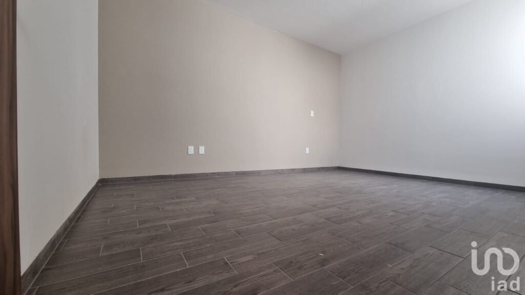 Se Renta casa minimalista en fraccionamiento Residencial la Reserva