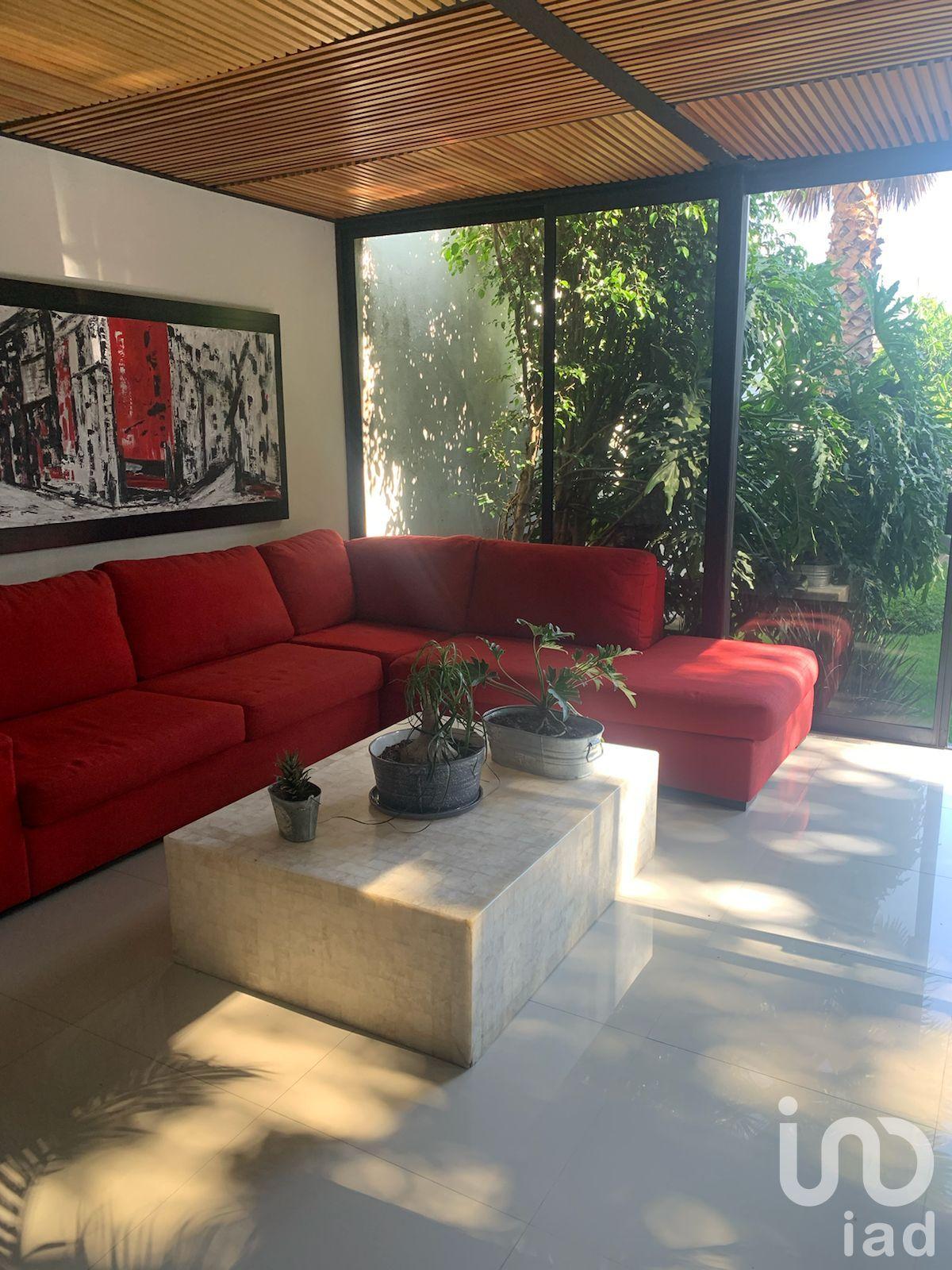 Casa en Venta en Tecamachalco, seccion Cumbres, Huixquilucan, Mexico