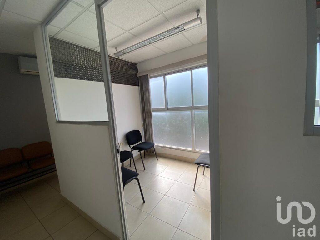 OFICINAS EN RENTA  EN AMPLIACION TERAN