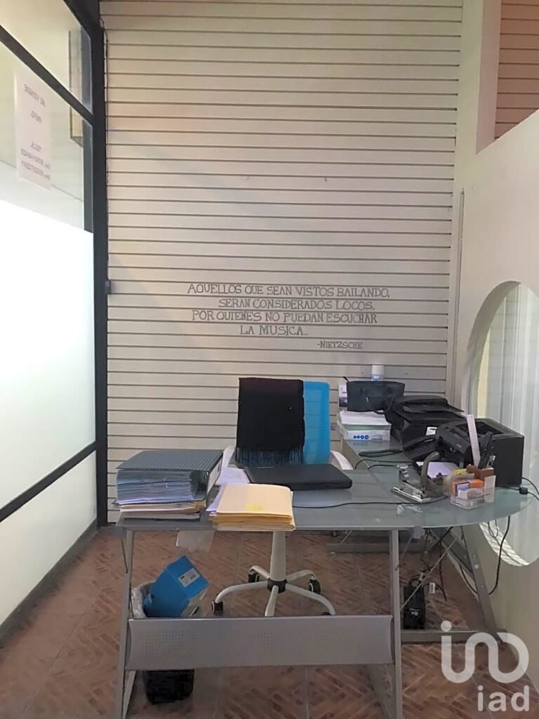 LOCAL  EN VENTA EN COMPLEJO COMERCIAL GALERÍAS REFORMA