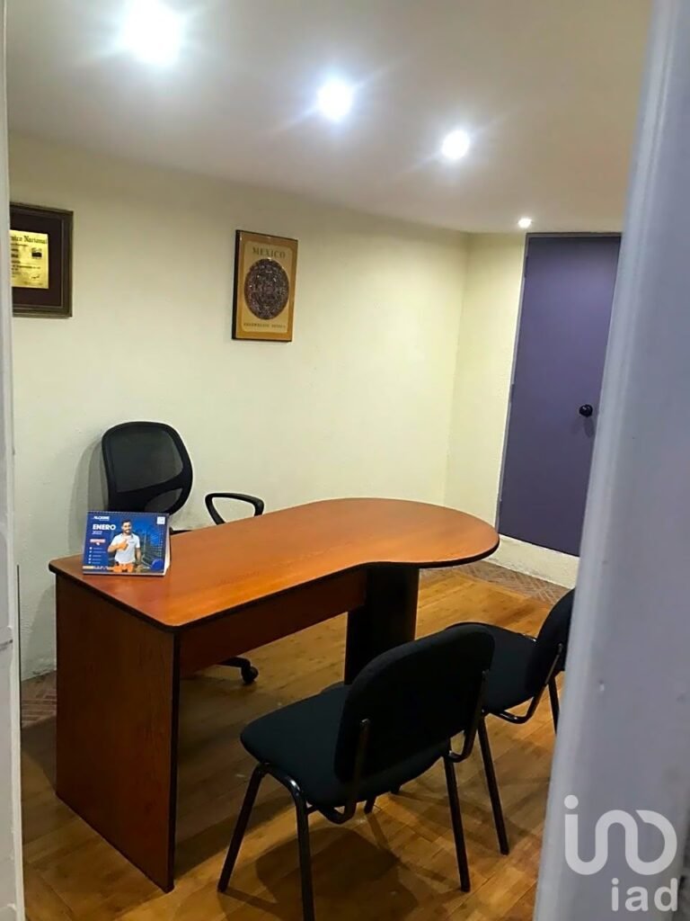 LOCAL  EN VENTA EN COMPLEJO COMERCIAL GALERÍAS REFORMA