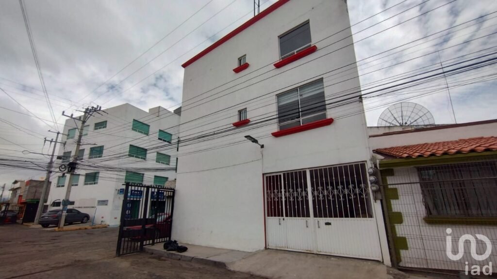 DEPARTAMENTO EN VENTA EN LA COLONIA REAL DE LA PLATA,PACHUCA,HGO.