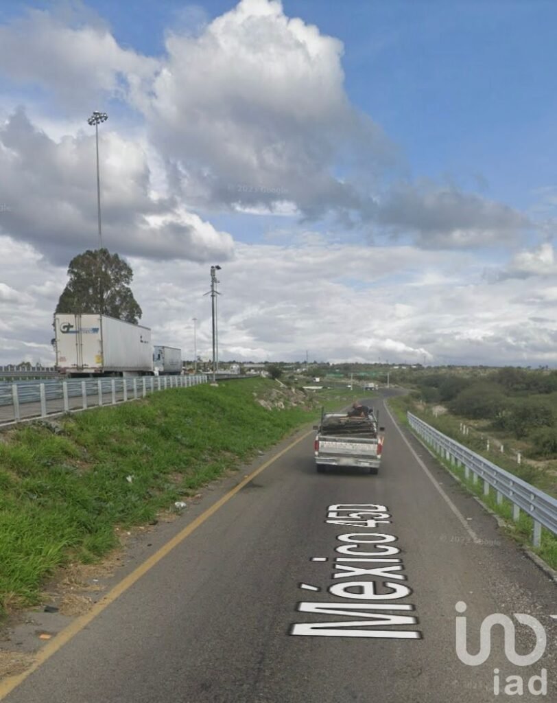 VENTA DE TERRENO AUTOPISTA SAN JUAN DEL RÍO QUERETARO