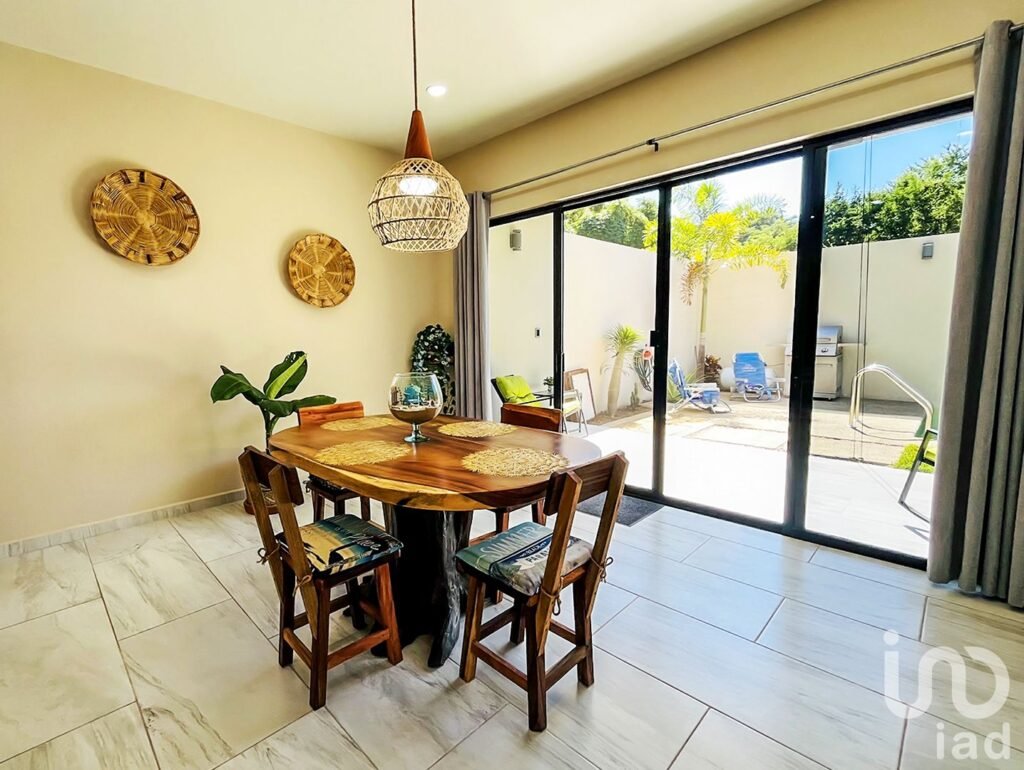 CASA en VENTA a 5 MINUTOS de PLAYA DELFIN