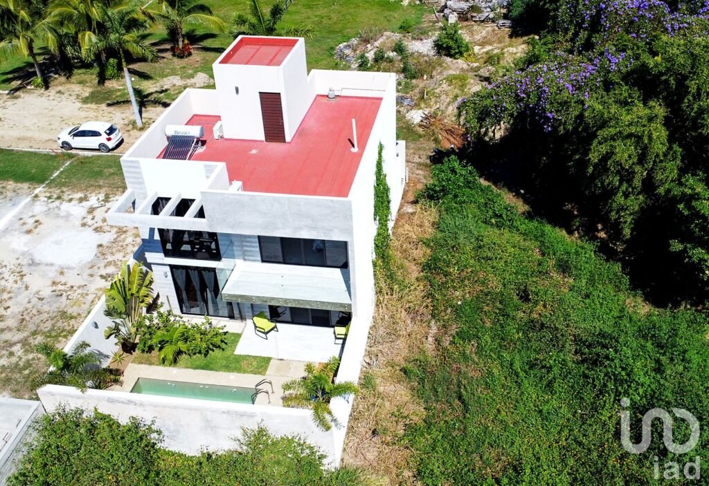 CASA en VENTA a 5 MINUTOS de PLAYA DELFIN
