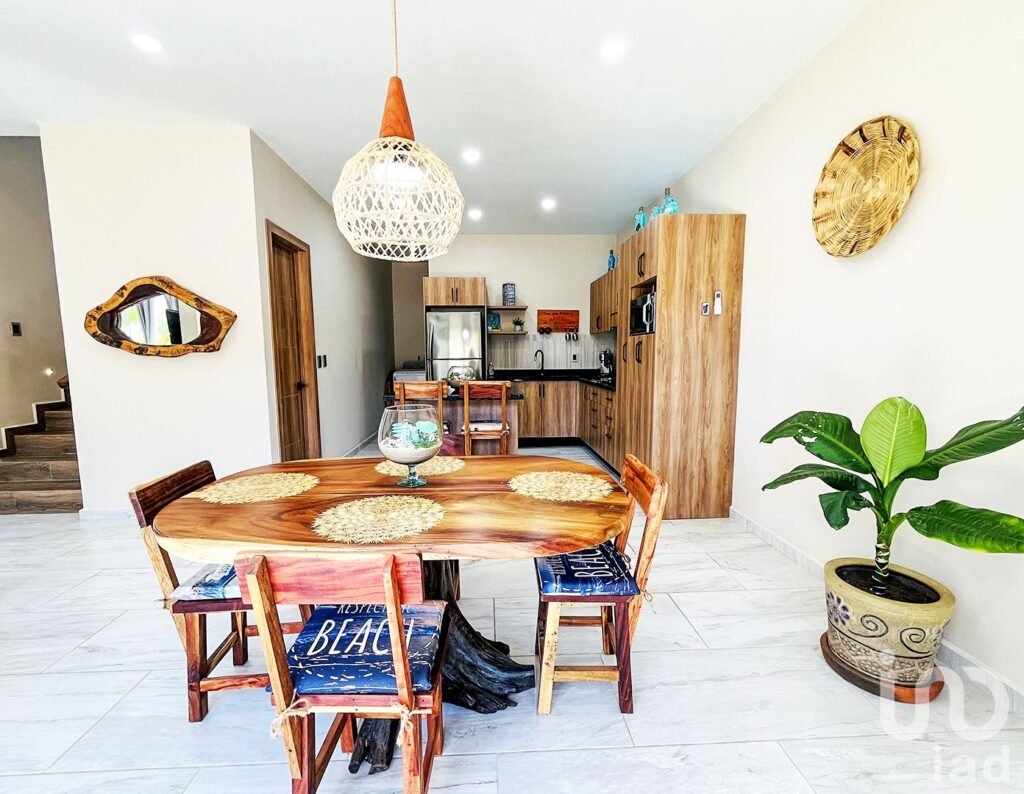 CASA en VENTA a 5 MINUTOS de PLAYA DELFIN