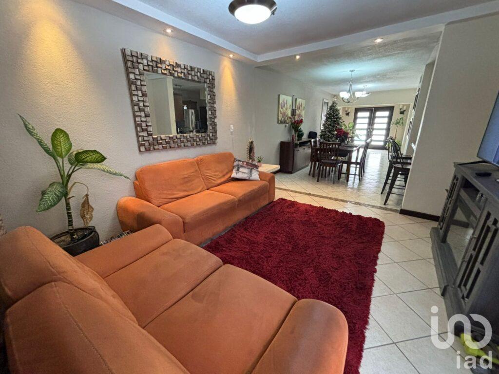 CASA EN VENTA SANTA CLARA II CD. JUAREZ, CHIH FRACC. PRIVADO