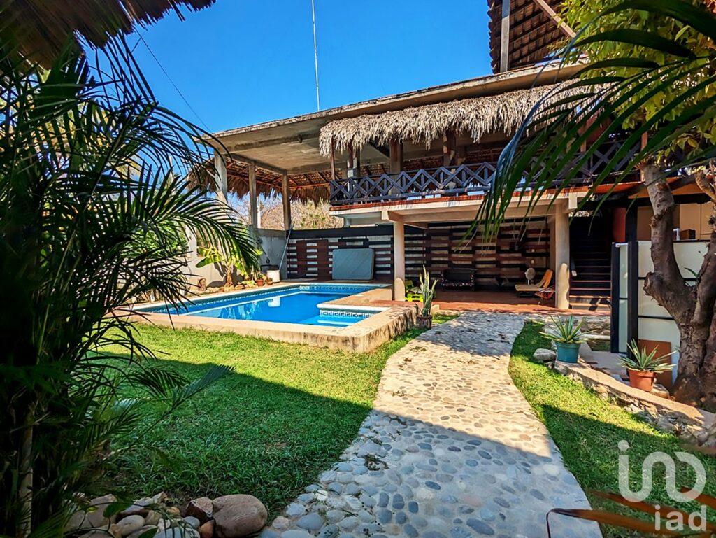 ¡GRAN OPORTUNIDAD INMOBILIARIA EN LA PUNTA, PUERTO ESCONDIDO!