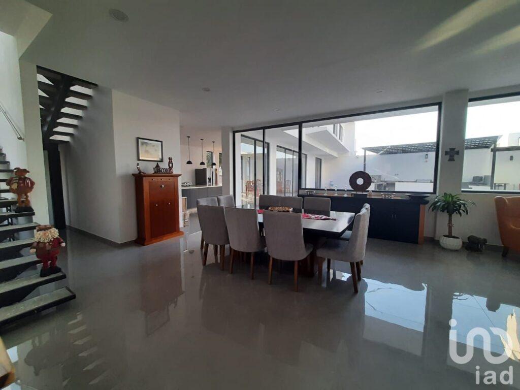 Se Vende casa en Lomas de Angelopolis, Parque Potosi