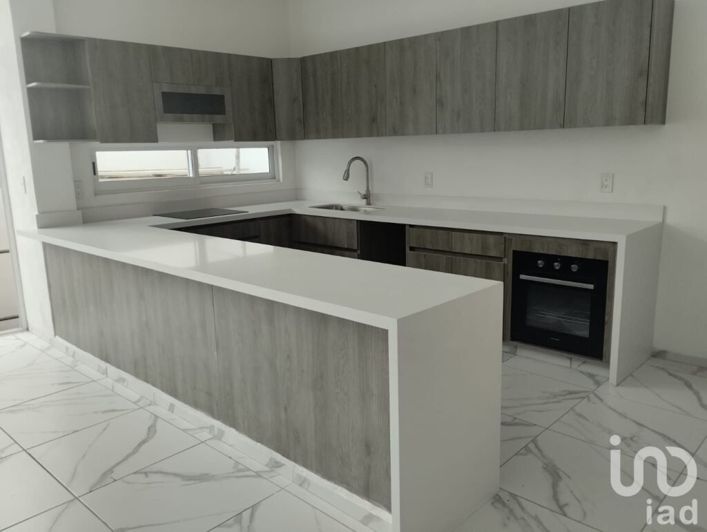 CASA EN VENTA SCHOENSTATT CORREGIDORA