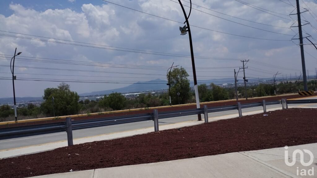 Terreno en venta en Mineral de la Reforma, Pachuca