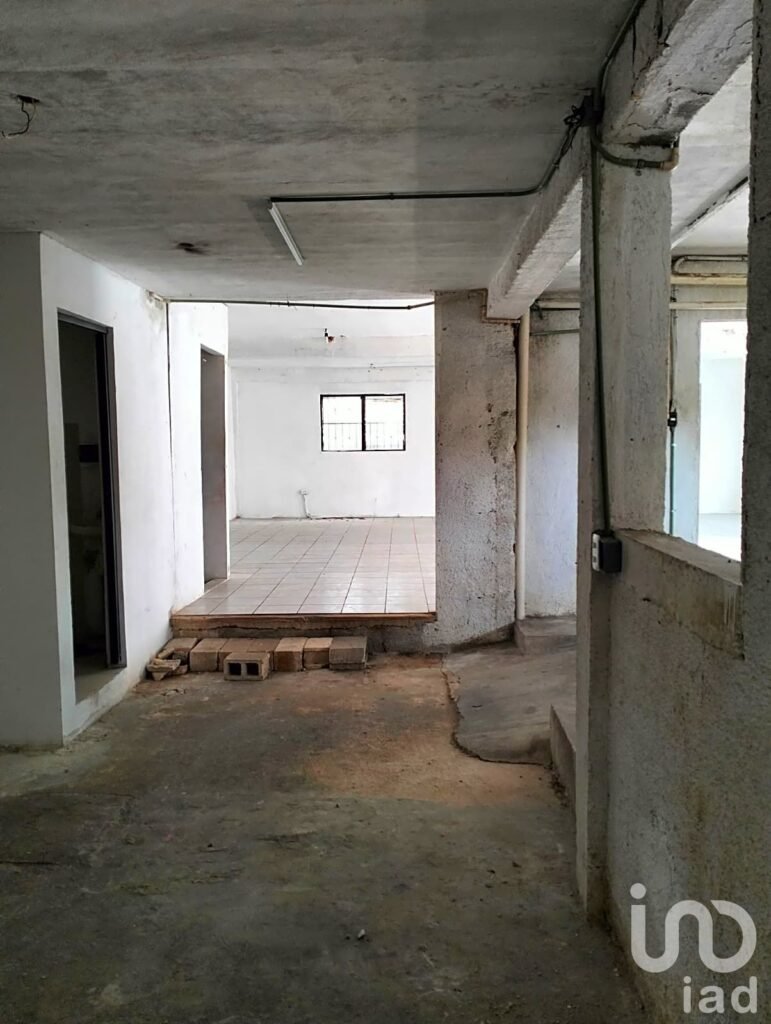 CASA EN VENTA EN MERIDA, EN ESQUINA, ZONA ORIENTE, FRAC. NUEVA PACAPTÚN