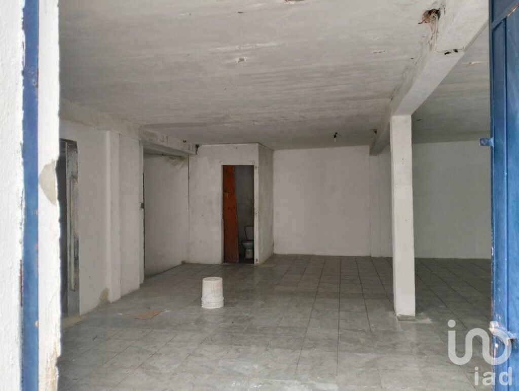 CASA EN VENTA EN MERIDA, EN ESQUINA, ZONA ORIENTE, FRAC. NUEVA PACAPTÚN