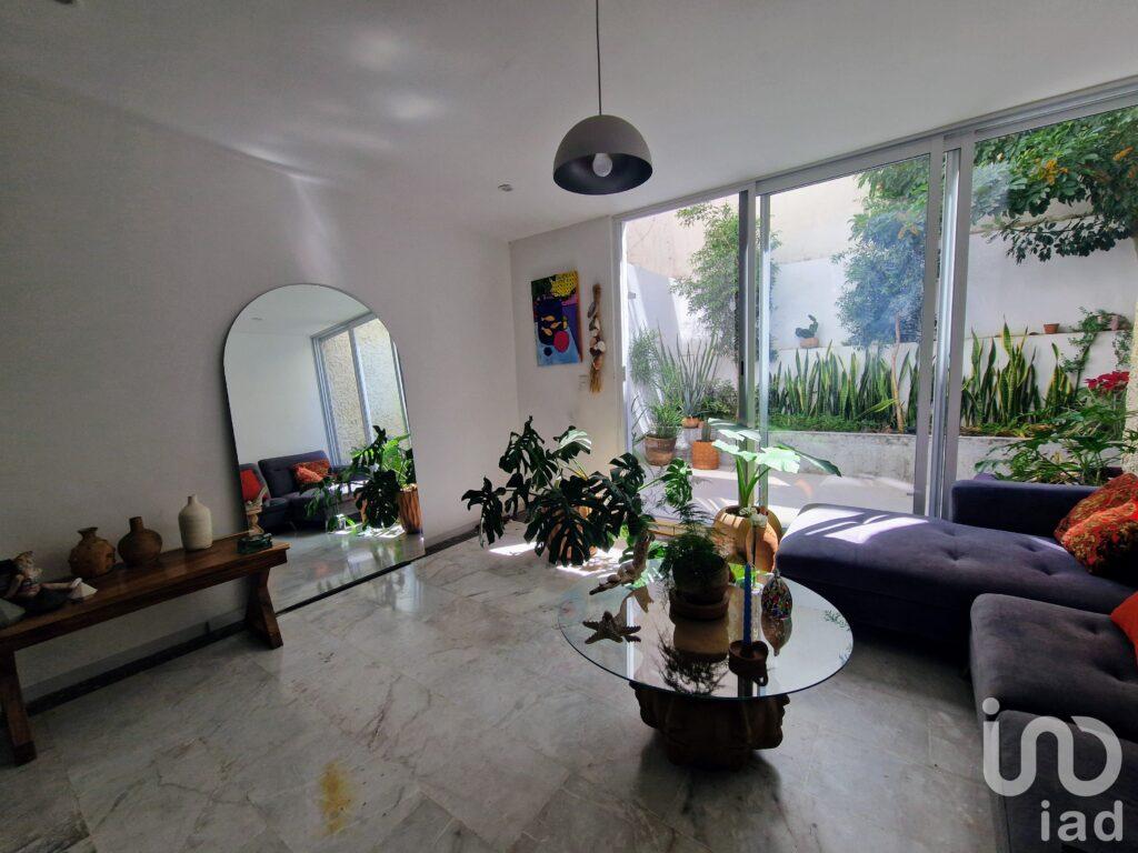 Departamento en Venta en Lomas de Guevara