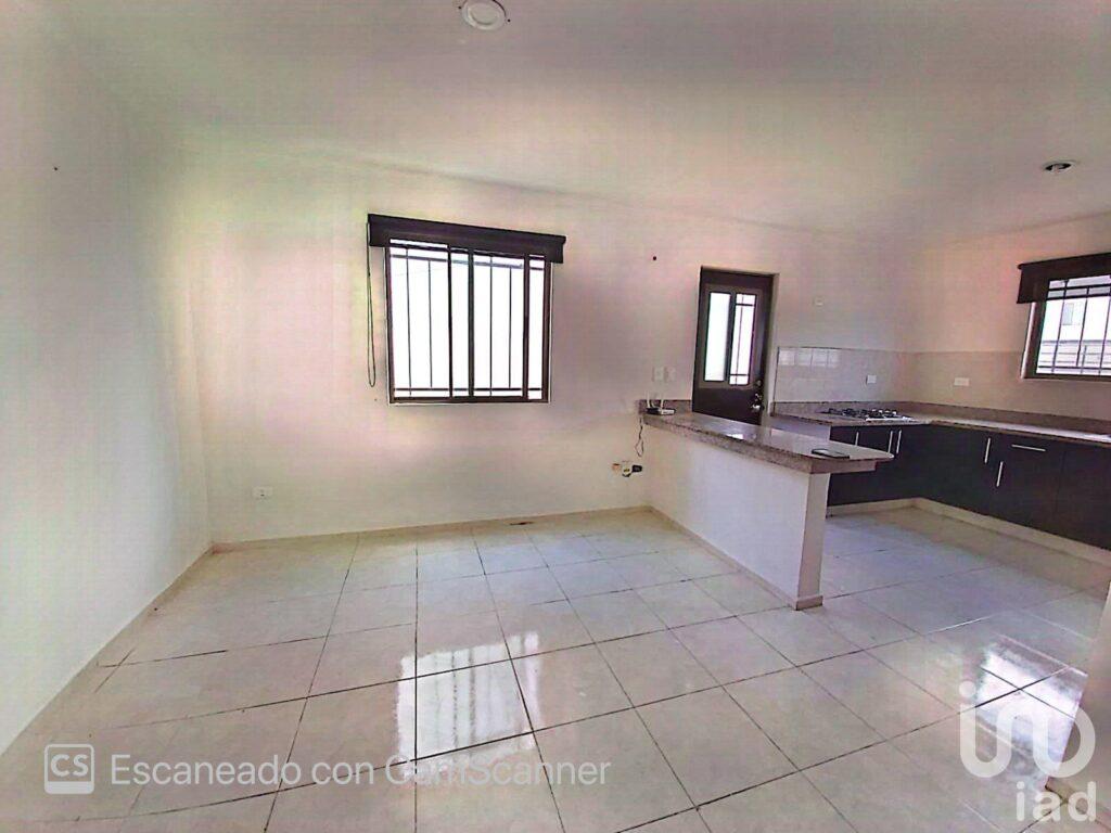 CASA  EN VENTA EN EL FRACCIONAMIENTO LAS AMERICAS II. MERIDA