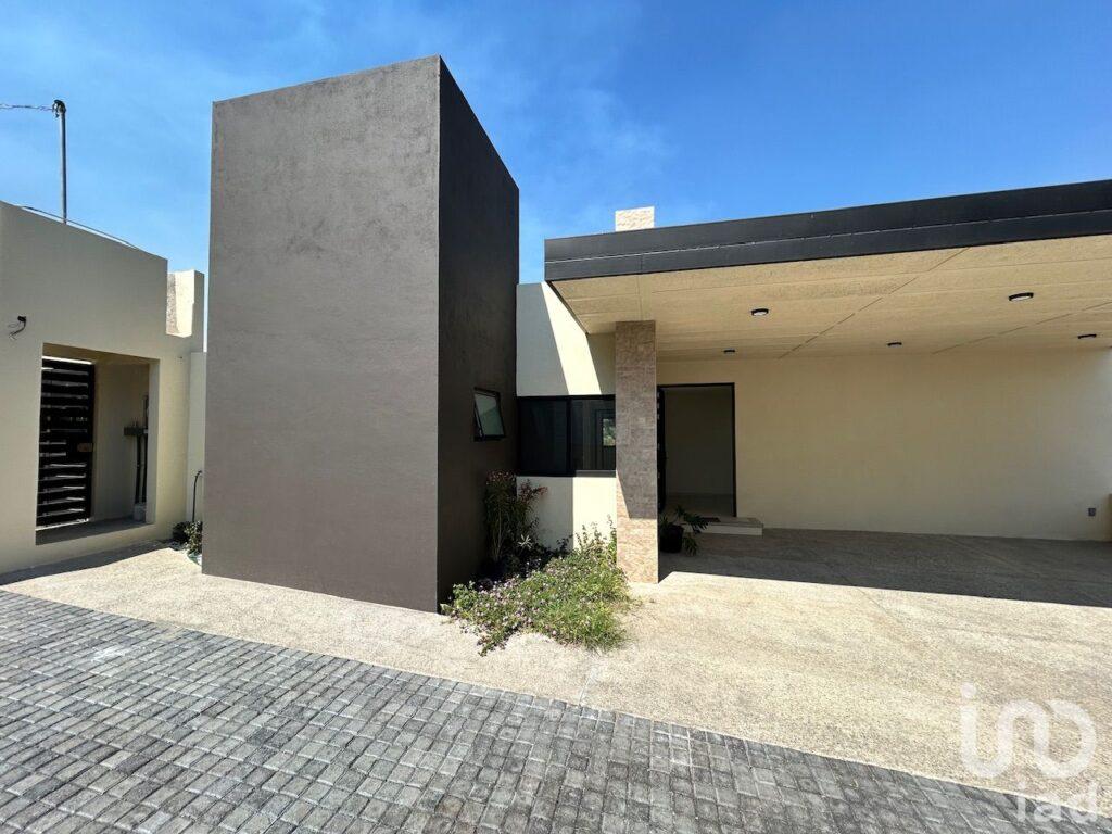 Casa nueva en venta, condominio en Las Palmas, Cuernavaca