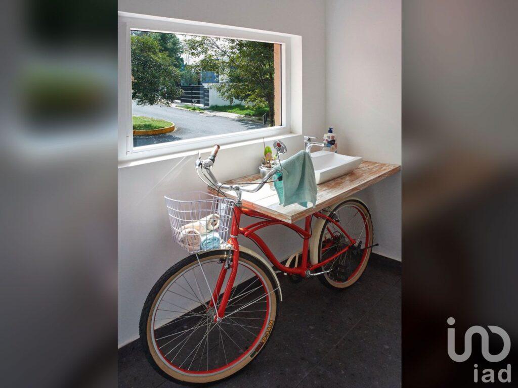 ? Casa de Estilo Sofisticado con Estudio Industrial-Chic: ¡Vive con Elegancia! ✨