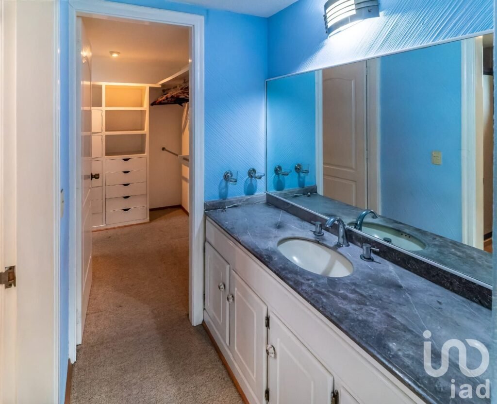 DEPARTAMENTO DE LUJO EN PASEO DE LAS LOMAS