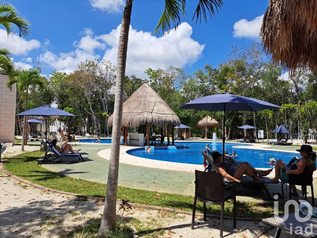 DEPARTAMENTO EN VENTA SELVA ESCONDIDA PUERTO MORELOS