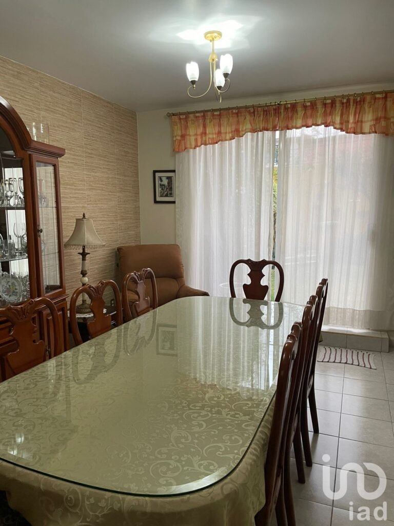 Casa en Venta en Viveros del Valle - Tlalnepantla