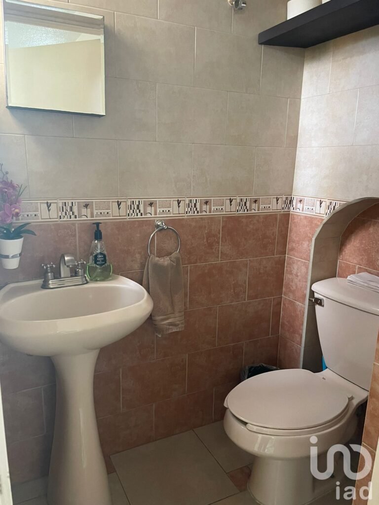 Casa en Venta en Viveros del Valle - Tlalnepantla