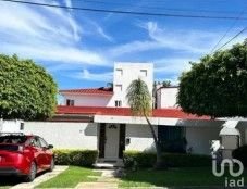Venta para remodelar en Lomas de Cocoyoc, M