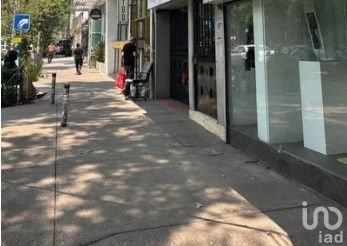 Renta oficina en calle Alvaro Obregon, Roma Norte, cdmex