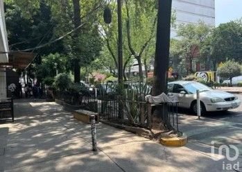 Renta oficina en calle Alvaro Obregon, Roma Norte, cdmex