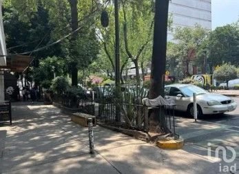 Renta oficina en calle Alvaro Obregon, Roma Norte, cdmex