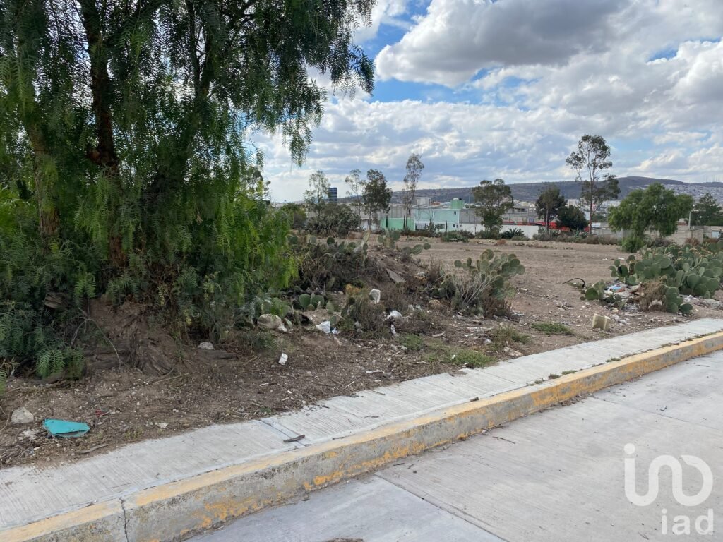 TERRENO EN VENTA PARA INVERSION EN AZOYATLA,MINERAL DE LA REFORMA,HGO.