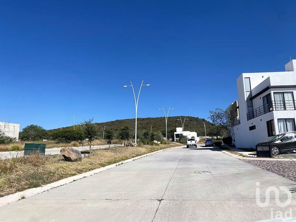 TERRENO EN VENTA FRACCIONAMIENTO EL ENCINO