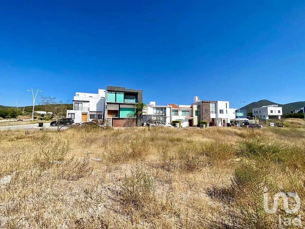 TERRENO EN VENTA FRACCIONAMIENTO EL ENCINO