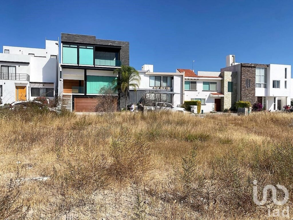 TERRENO EN VENTA FRACCIONAMIENTO EL ENCINO