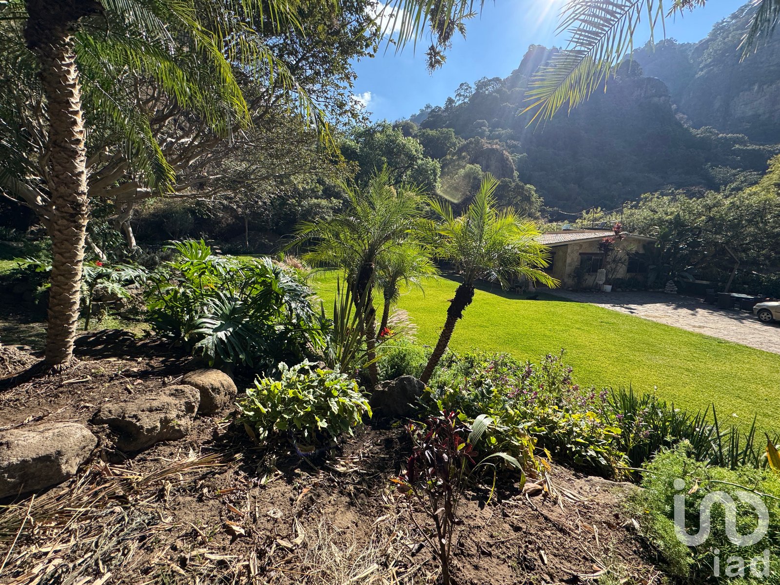 Casa en VENTA EN AMATLÁN DE QUETZALCOATL en Tepoztlán