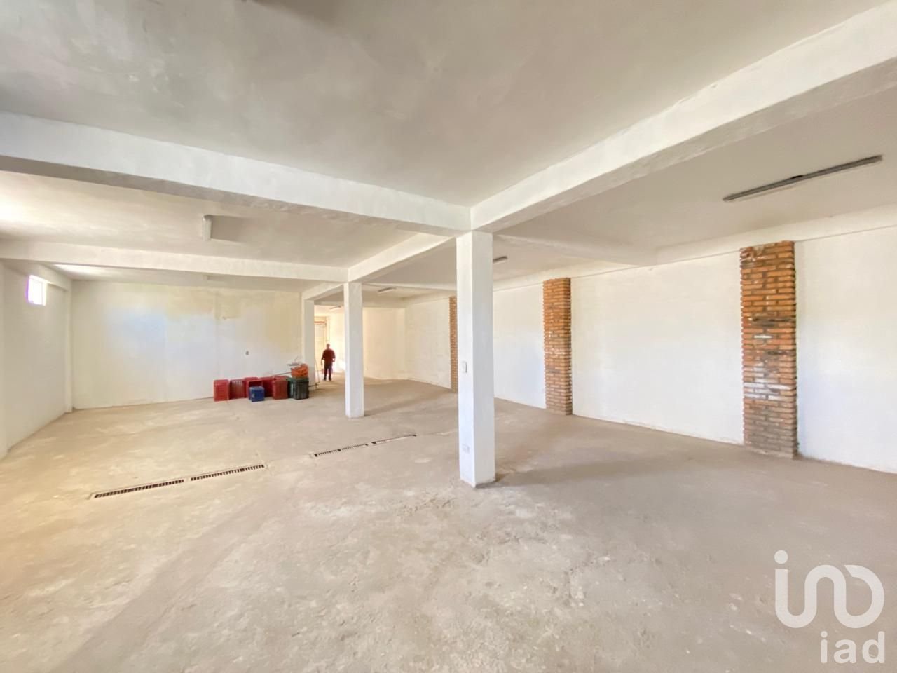 LOCAL PARA BODEGA Y OFICINA AV AGUASCALIENTES